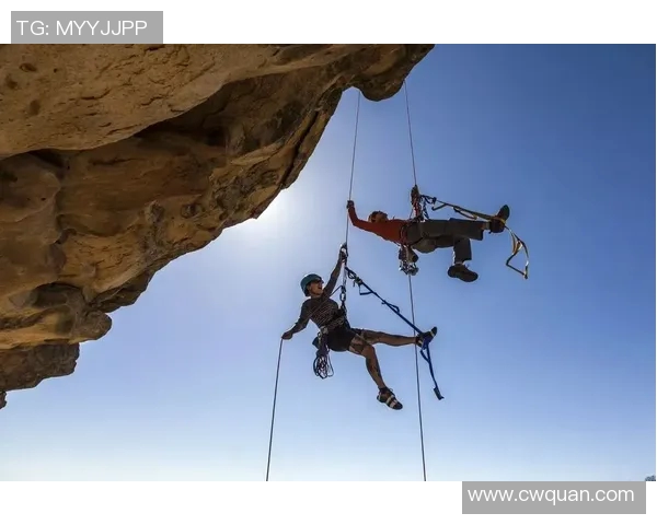 广州攀岩队的默契之道:探索团队配合与攀岩技巧的完美结合 广州攀岩队的默契之道:探索团队配合与攀岩技巧的完美结合